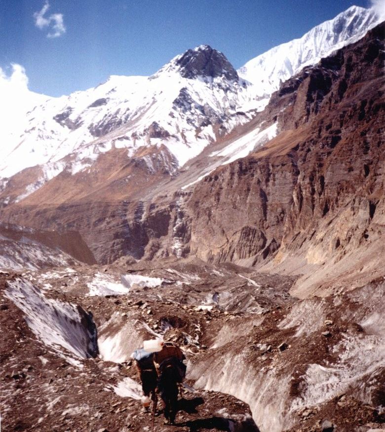 Ascent of Chonbarden Glacier on route to Dhaulagiri Base Camp