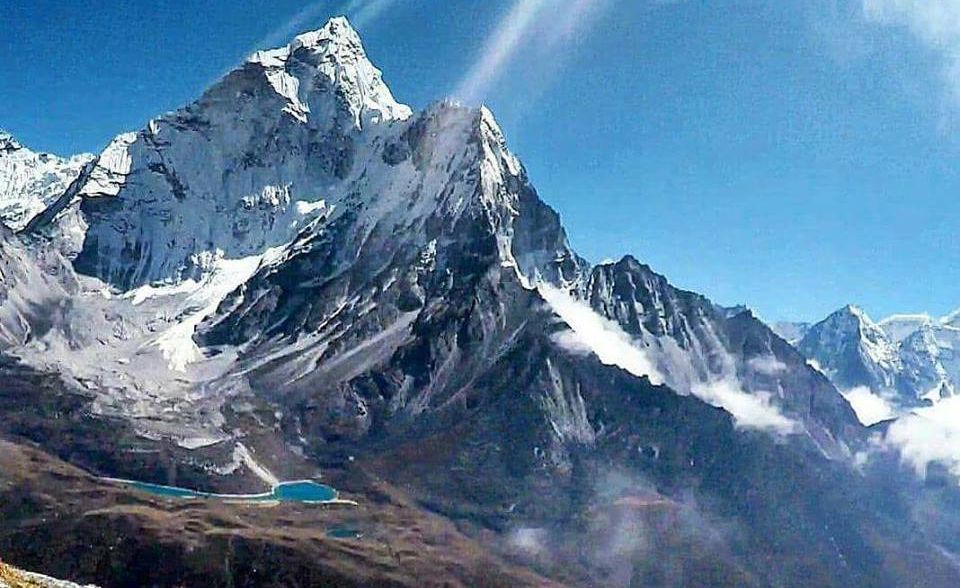 Ama Dablam from above Bibre