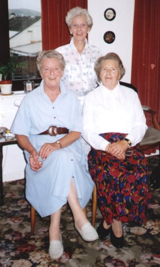 The Cameron Sisters: Vera Schofield Cameron, Catherine Steven Cameron, Charlotte Schofield Cameron