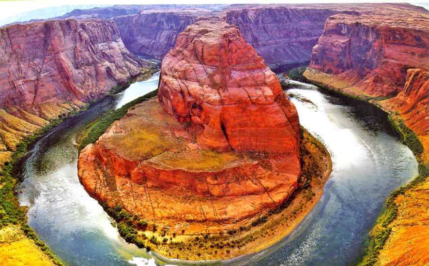 Horseshoe Bend in Colorado River