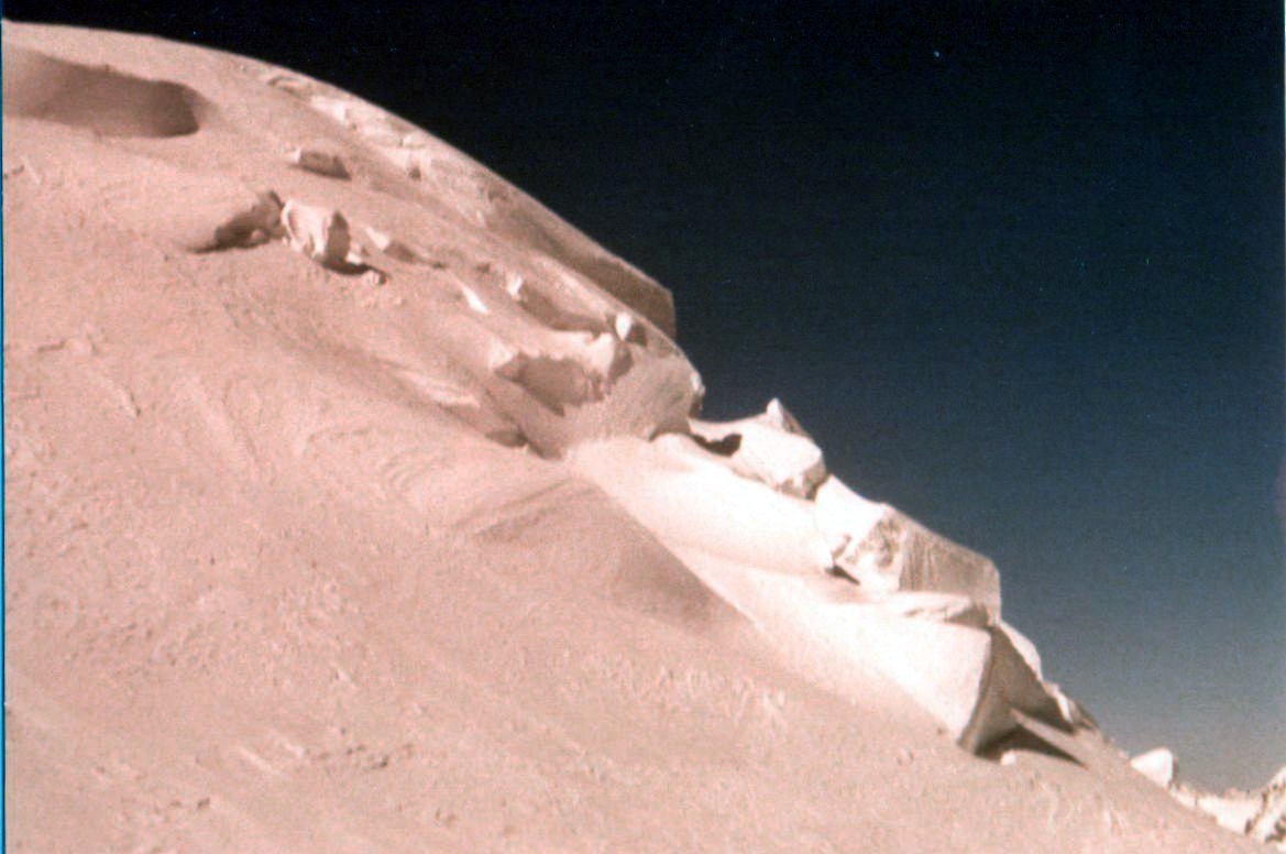 Ice cliffs on the Dom