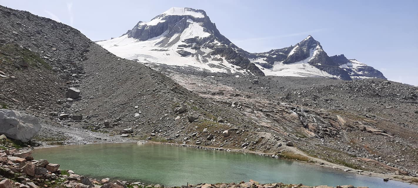 Ciarforon and Becca di Monciair on ascent of Gran Paradiso