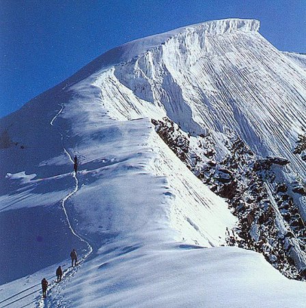 Approaching Weissmies summit