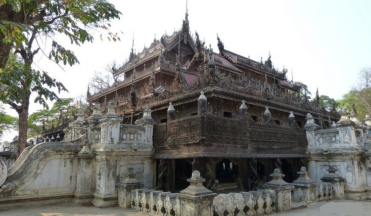 Shwenandaw Kyaung in Mandalay in northern Myanmar / Burma