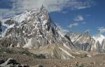 Mitre_peak_6025m_concordia.jpg