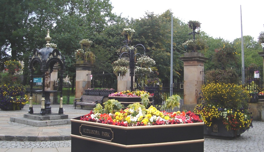 Cruikshank Fountain at the entrance to Alexandra Park