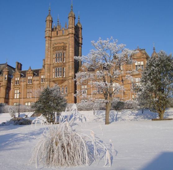 Snow at Schaw House in winter