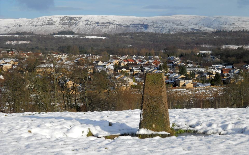 Mains Estate beneath the Campsie Fells from trig point above South Mains Farm