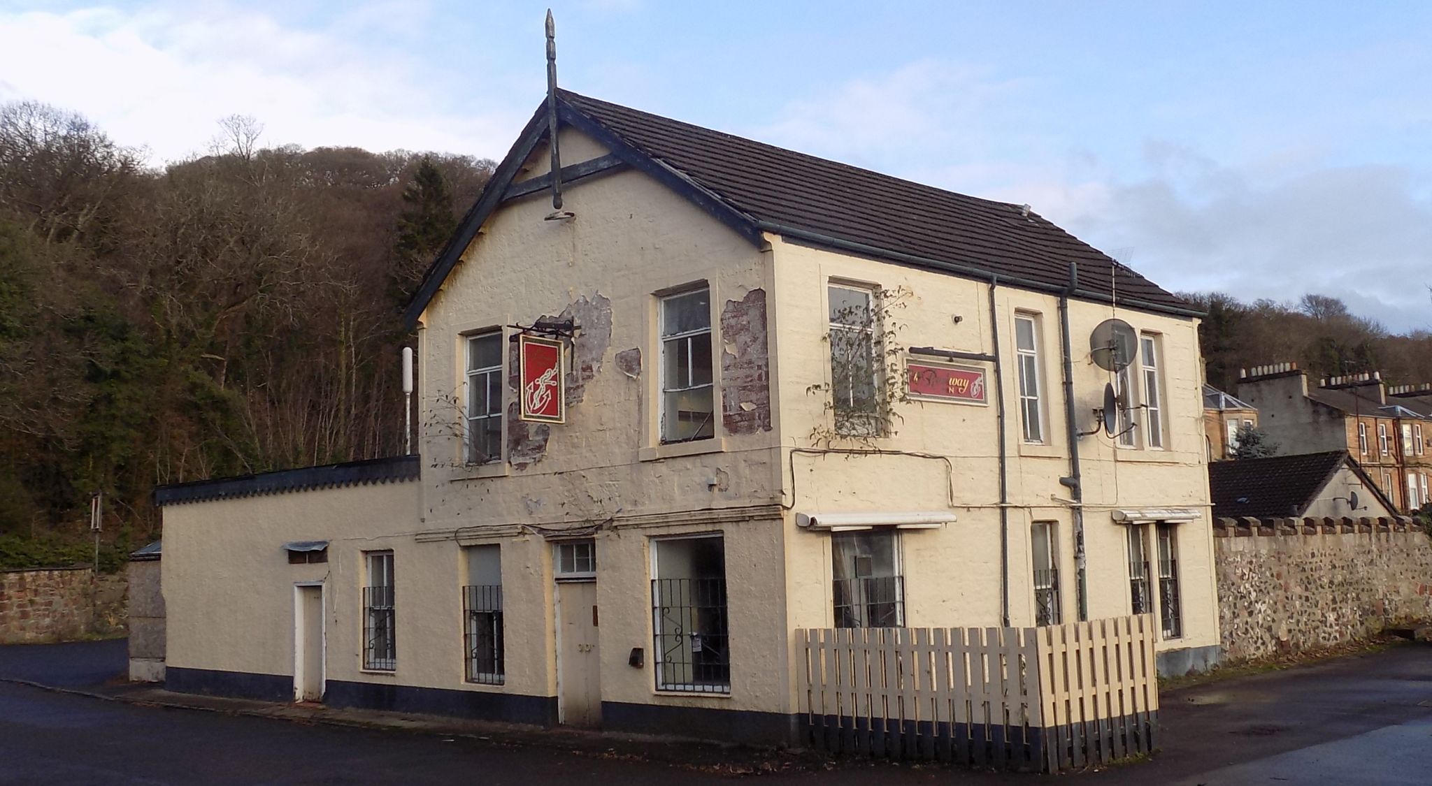 Inn at Bowling Railway Station