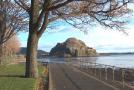 Dumbarton_Rock_Levengrove_Park.jpg