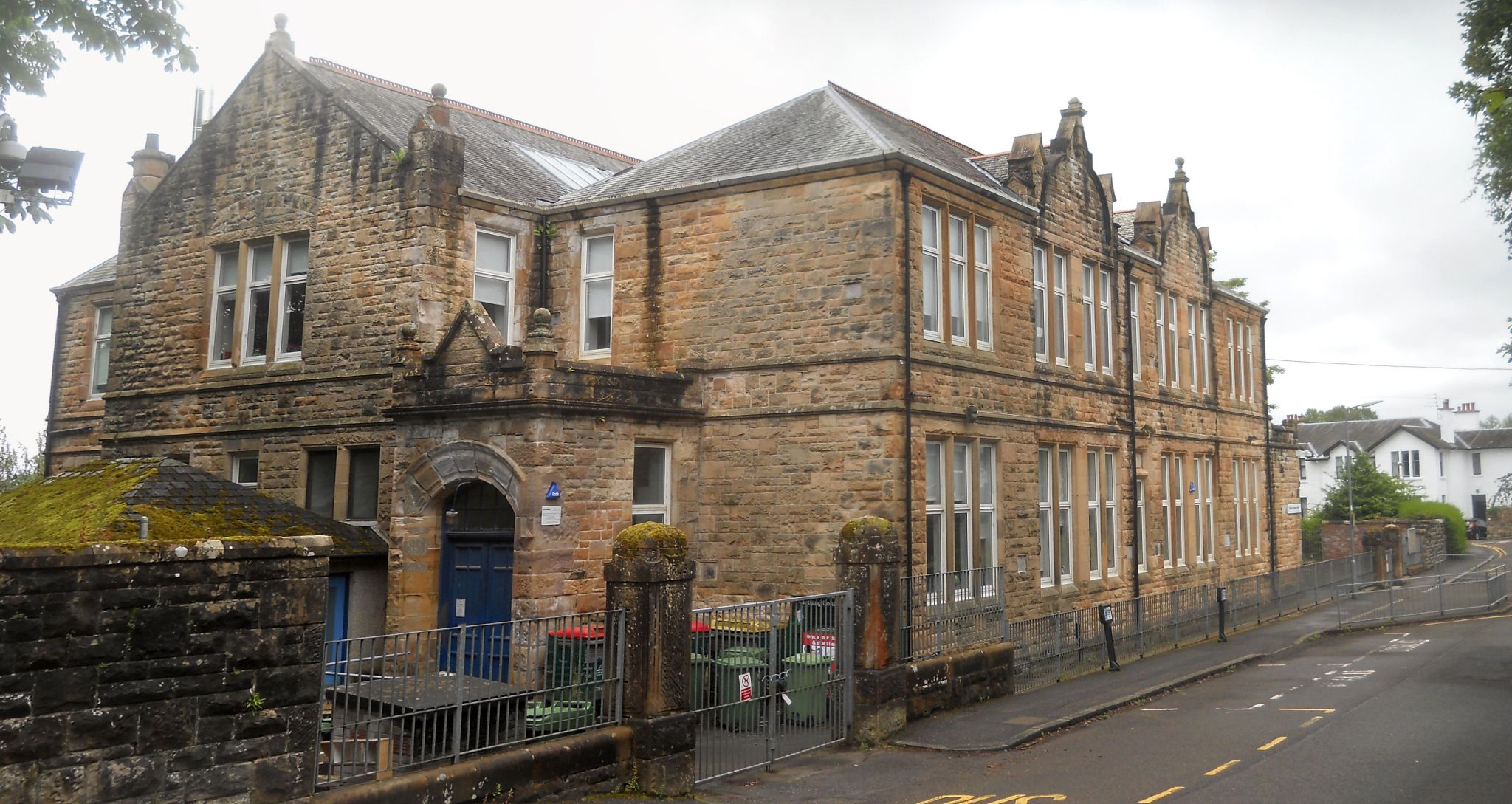 Milngavie Primary School