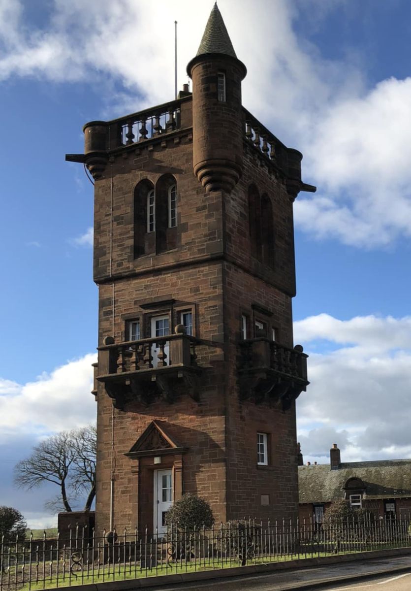 Burns Monument at Mauchline