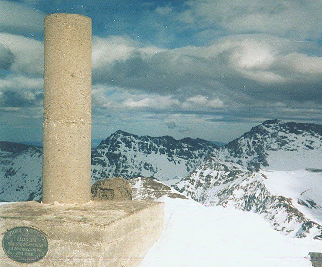 A Photo Gallery of the Sierra Nevada mountains in Southern Spain