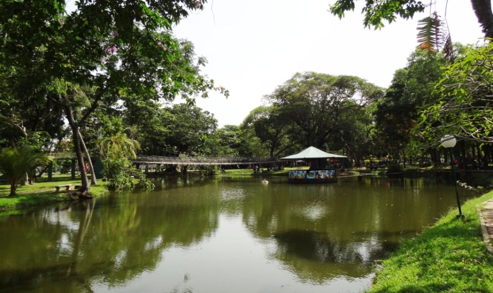 Viharamahadevi Park