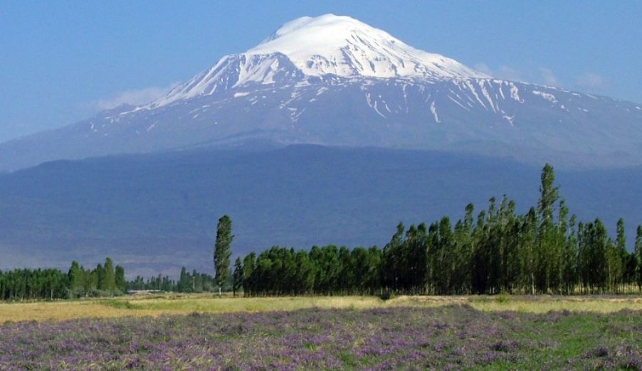 Mount Ararat ( Agri Dag ) 5165 metres - highest mountain in Turkey