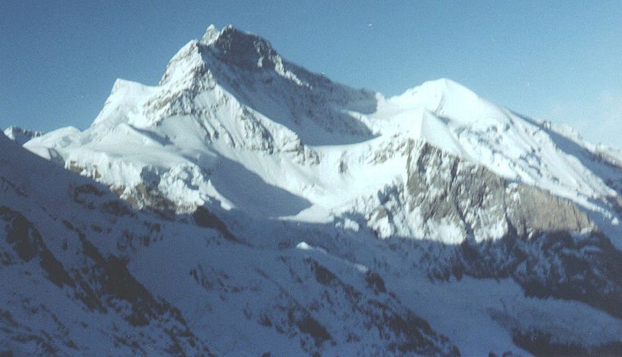 Photo Gallery of the Jungfrau ( 4158 m ) in the Bernese Oberland region of the Swiss Alps