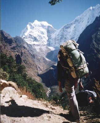 Mt. Kang Taiga on ascent to Thyangboche